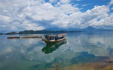 老挝旅游：万象南俄湖