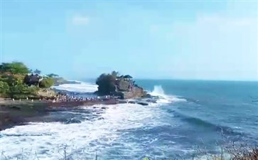 巴厘岛旅游：海神庙