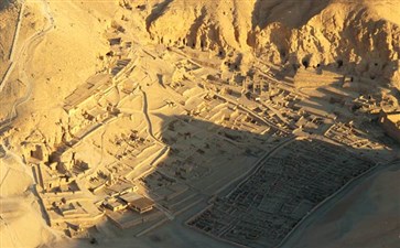 埃及旅游：卢克索帝王谷