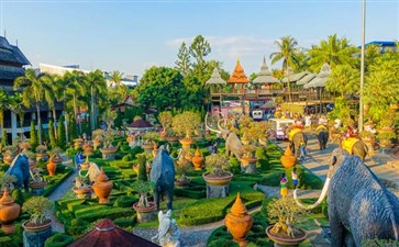 泰国曼巴旅游：芭提雅东芭乐园