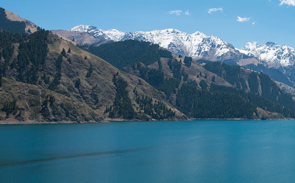 天山天池