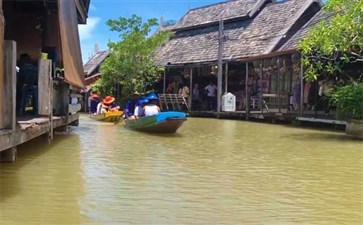 泰国旅游：芭提雅水上市场