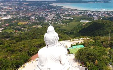 泰国普吉岛旅游：普吉岛大佛