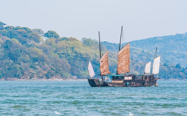 春季旅游：无锡鼋头渚太湖