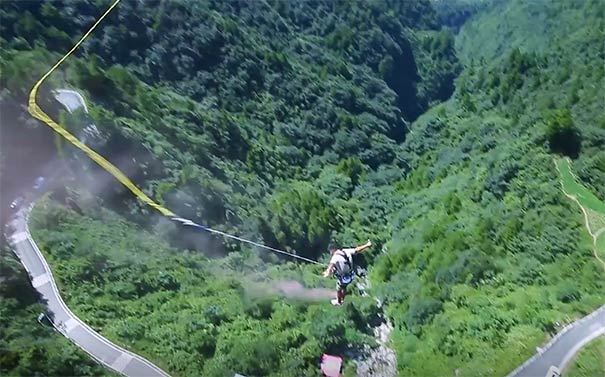 奥陶纪公园天空蹦极