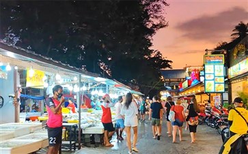 普吉岛拉威海鲜市场