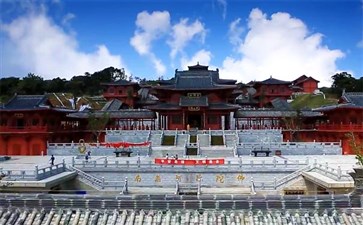 金佛山旅游：金佛寺