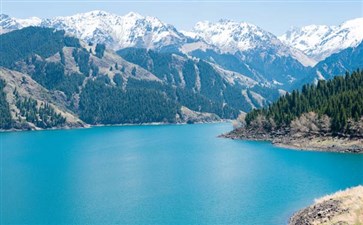 新疆：天山天池风景区