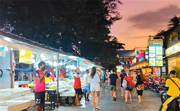 普吉岛旅游：拉威海鲜市场
