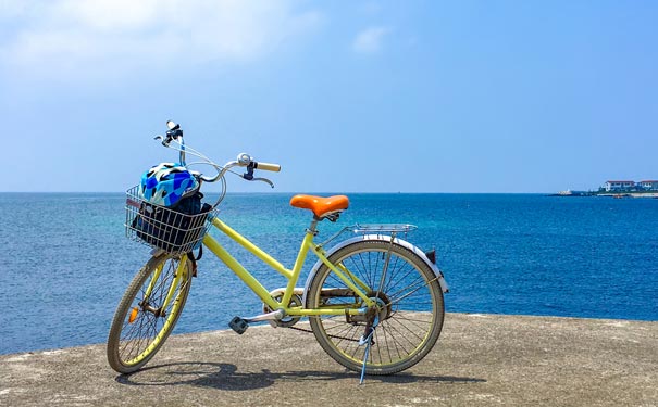 三亚旅游-海边自行车