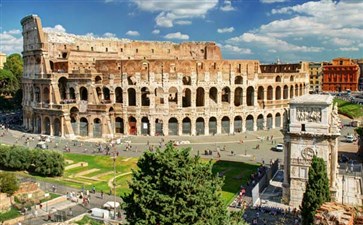 欧洲旅游：意大利罗马斗兽场与君士坦丁凯旋门