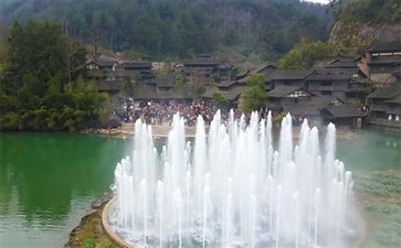 重庆周边旅游：乌江寨音乐水舞秀