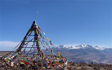 格底拉姆·天空之城观贡嘎雪山