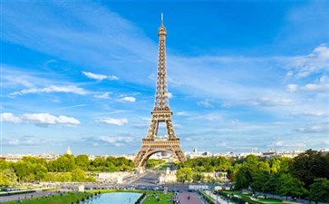 欧洲旅游：法国巴黎埃菲尔铁塔与战神广场