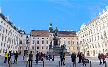 东欧旅游：奥地利维也纳霍夫堡宫
