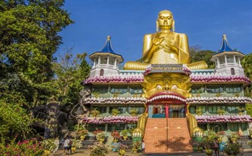 斯里兰卡旅游：丹布勒石窟寺