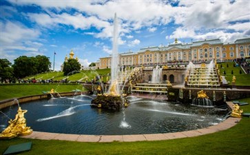 俄罗斯旅游：圣彼得堡夏宫花园