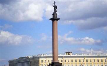 俄罗斯旅游：圣彼得堡亚历山大纪念柱