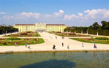 东欧旅游：奥地利维也纳美泉宫