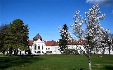 东欧旅游：匈牙利格德勒格拉萨尔科维奇宫