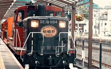 日本旅游：京都岚山嵯峨野小火车