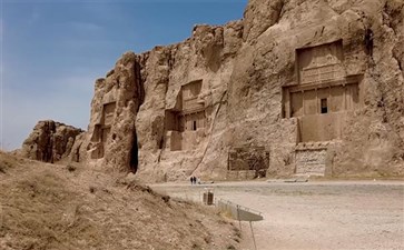 伊朗旅游：设拉子波斯波利斯纳克歇·洛斯塔姆遗迹帝王谷和萨珊浮雕