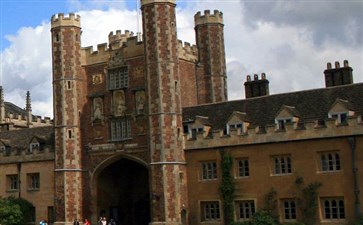 英国旅游：剑桥圣三一学院