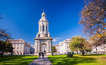 爱尔兰旅游：都柏林圣三一学院
