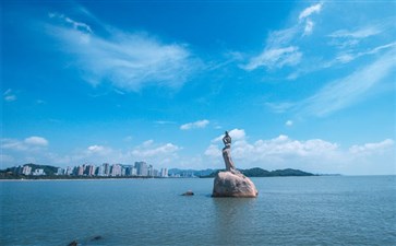 大湾区港澳旅游：珠海情侣路渔女像