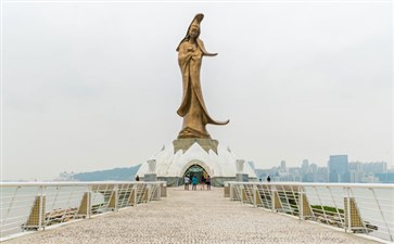 粤港澳旅游：澳门望海观音像