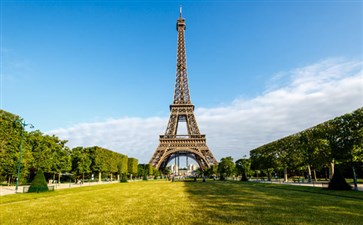 欧洲旅游：法国巴黎埃菲尔铁塔与战神广场