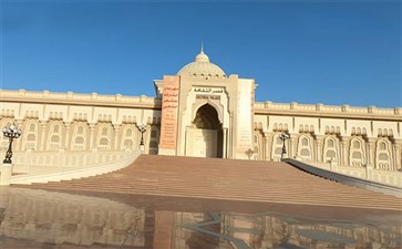 阿联酋旅游：沙迦古兰经广场