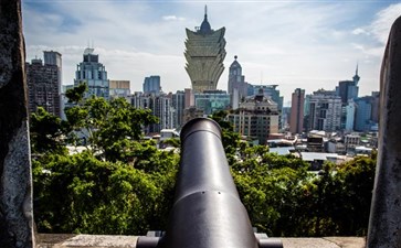 珠港澳旅游：澳门大炮台