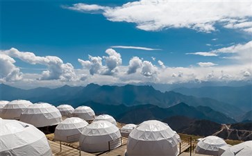 牛背山山顶酒店球形帐篷