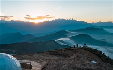 牛背山山顶日落