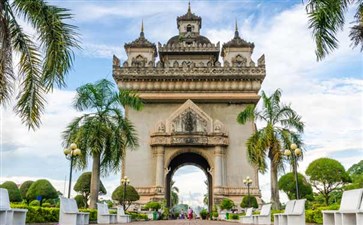老挝旅游：万象凯旋门