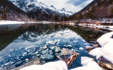 四姑娘山双桥沟雪景