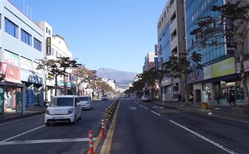 韩国济州西归浦市内观汉拿山