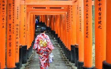 日本旅游：京都伏见稻荷大社