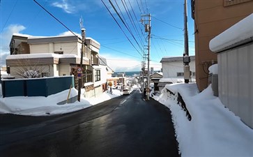 日本北海道旅游：小樽船见坂雪景