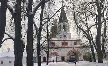 俄罗斯旅游：卡洛明斯克庄园雪景