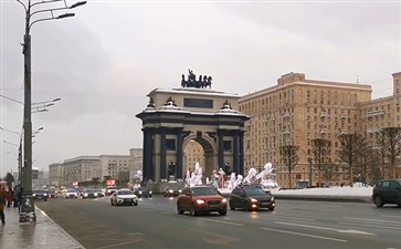 俄罗斯旅游：莫斯科冬季凯旋门