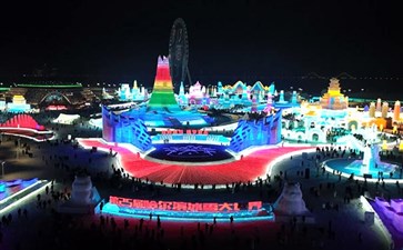 黑龙江：第25届哈尔滨冰雪大世界灯光秀