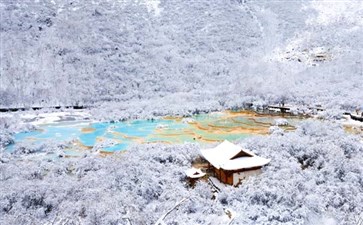 黄龙景区雪景