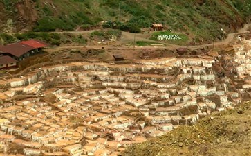 南美洲旅游：秘鲁圣谷maras盐田