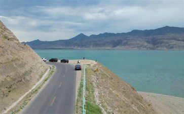 新疆自驾旅游：恰甫其海