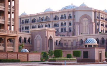 阿联酋旅游：阿布扎比酋长皇宫酒店