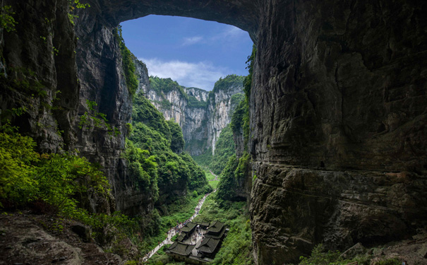 [武隆全景]重庆仙女山+天生三桥+龙水峡地缝+芙蓉洞纯玩二日游