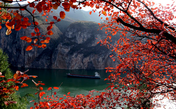 重庆三峡旅游普通三峡游船_三峡秋季推荐线路-重庆三峡赏红叶三日游【重庆红叶节旅游报价】<由于季节性原因，重庆三峡游船，秋季旅游线路暂停发船！>