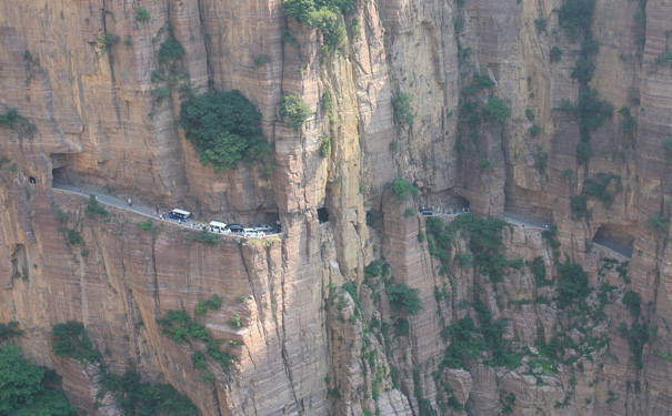 重庆出发国内旅游_[太行山绝壁公路]重庆自驾山西+河南6天旅游<2019春节重庆自驾旅游线路，全程穿越4条壁挂公路，地坑院灯火、轿顶山、南太行烽火，晋城打铁花！>